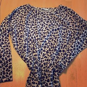 Adorable leopard print sweater